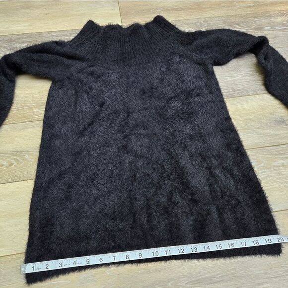 Loft Womens Sweater Small Black Faux Fur Fuzzy Mock Neck Essential Tunic size sm - Picture 4 of 7